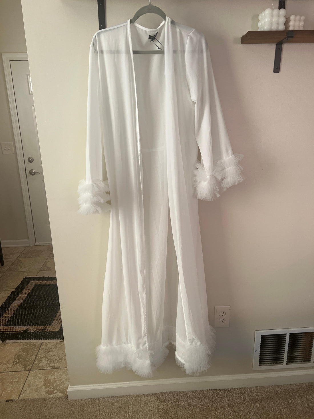 Nasty Gal Tulle Trim Chiffon Longline Robe - 6