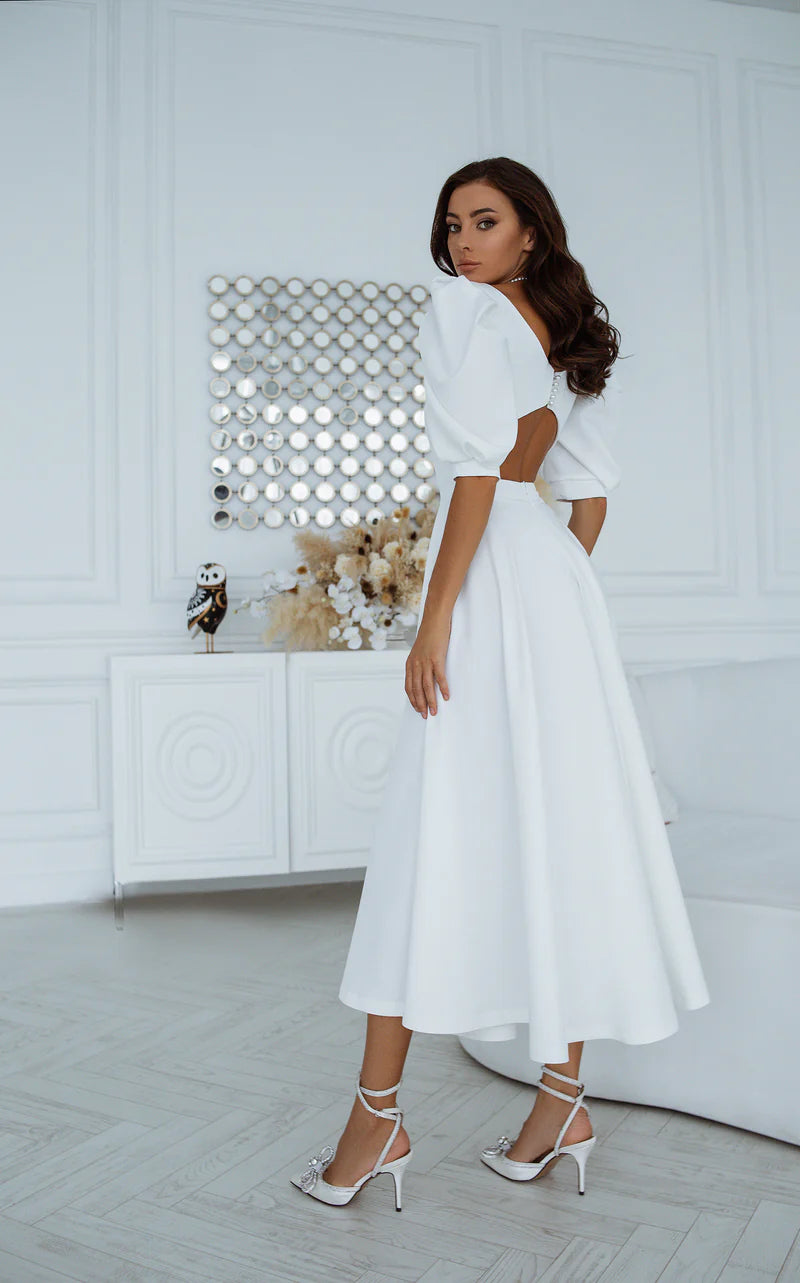 Elágia White Backless Puff-Sleeve Midi Dress - M