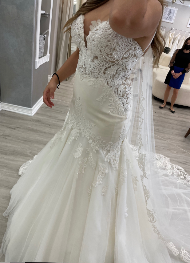 Martina Liana Wedding Gown - 10