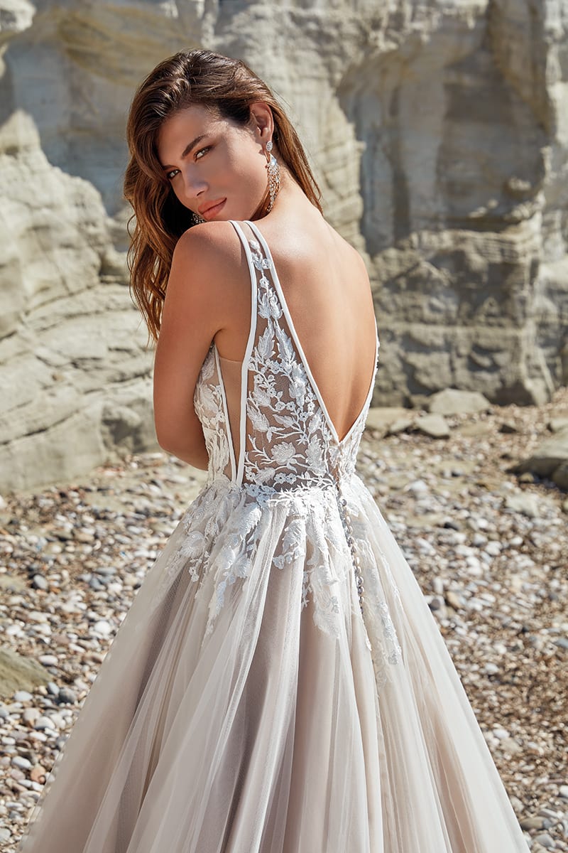 Eddy K Dreams Collection: Suri Style DR2048 - 8