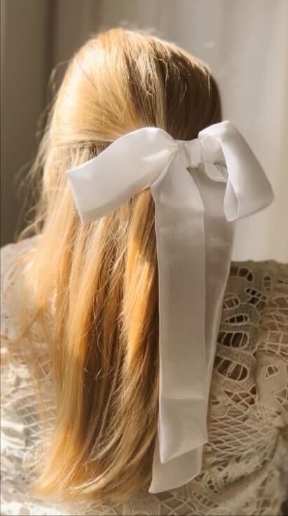 Goldie Bridal x Glossie Bow - Studio Mariée