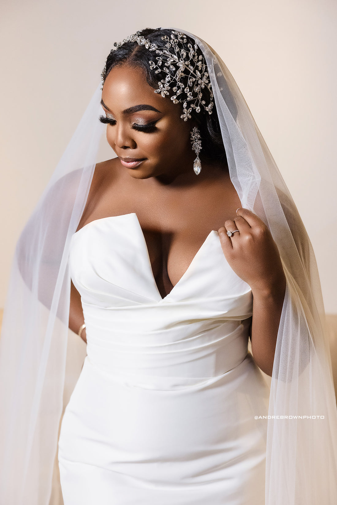 Cathedral Veil European Blusher - Studio Mariée