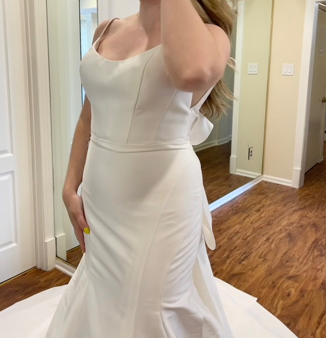 Essense of Australia Classic Trumpet Wedding Dress - 12 - Studio Mariée