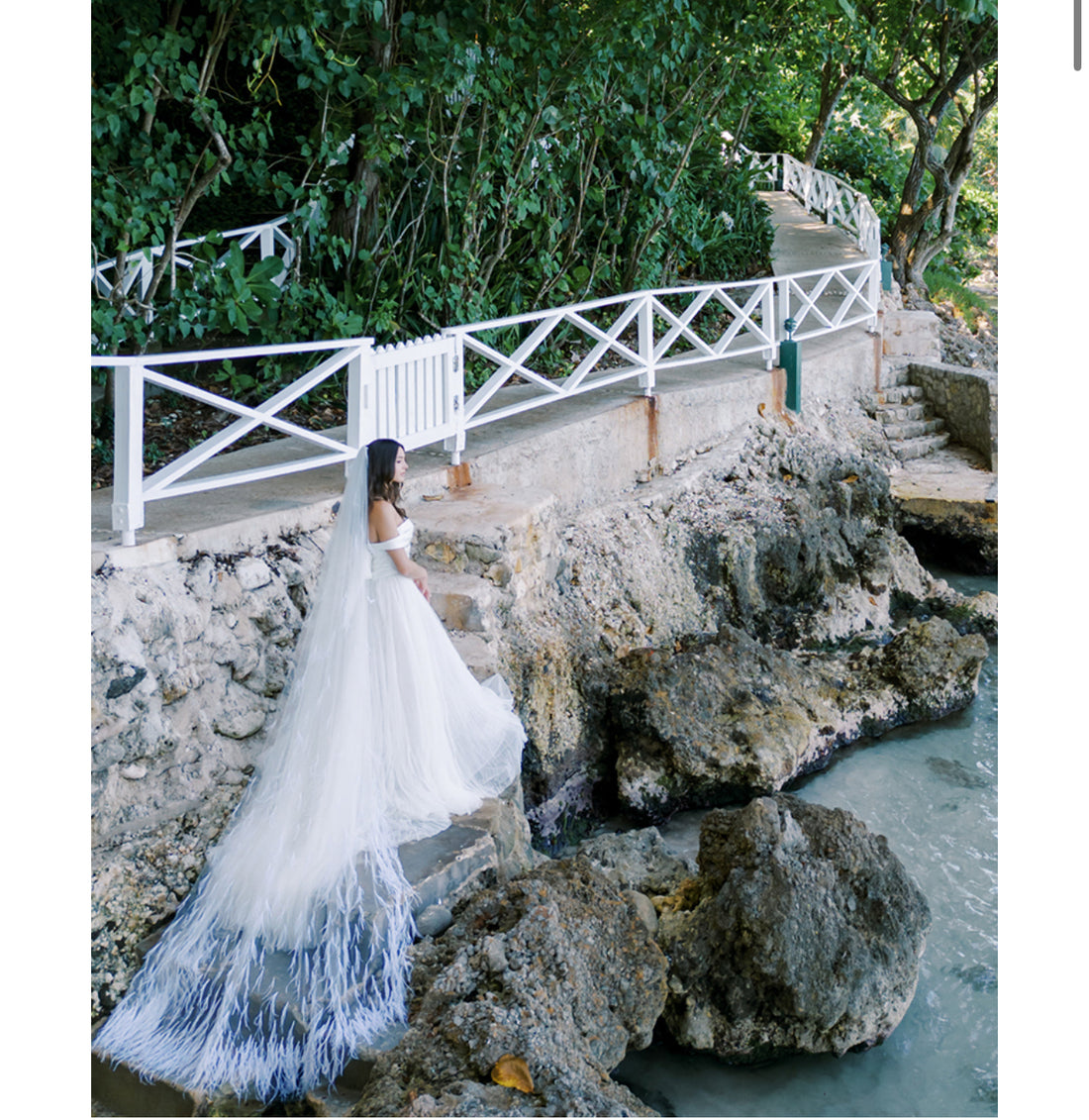 Toni Federici Zsa Zsa Feather Veil