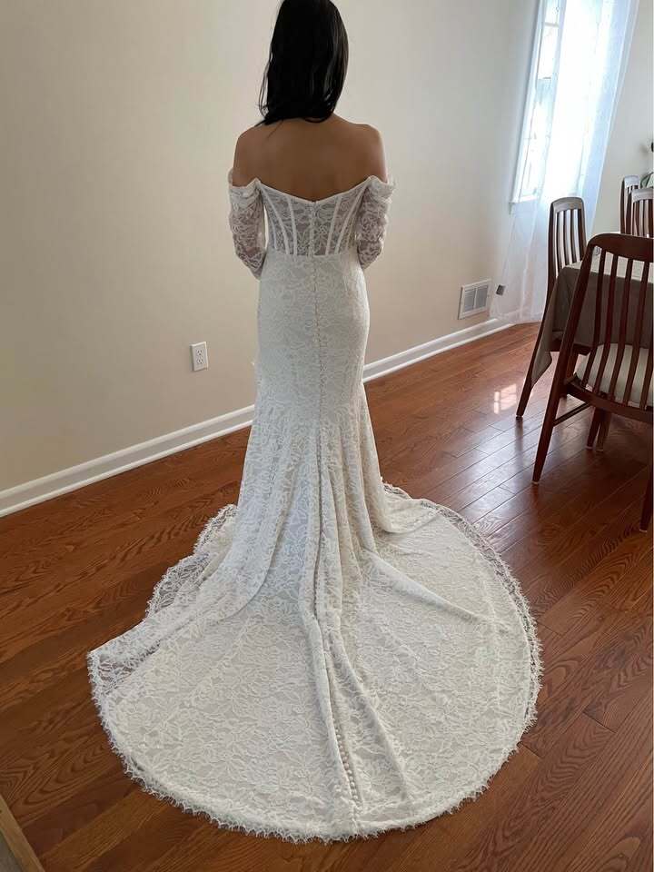 Jenny by Jenny Yoo Dove Long-Sleeve Off-The-Shoulder Lace Wedding Gown - 0