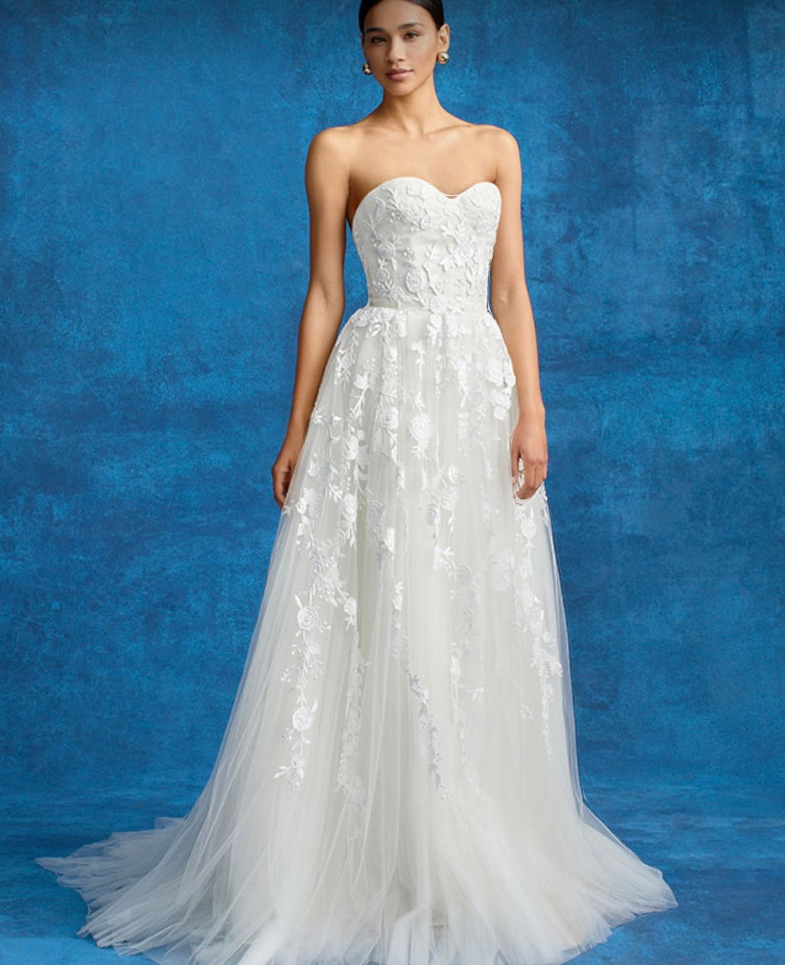 Carolina Herrera Serafina wedding gown - 10