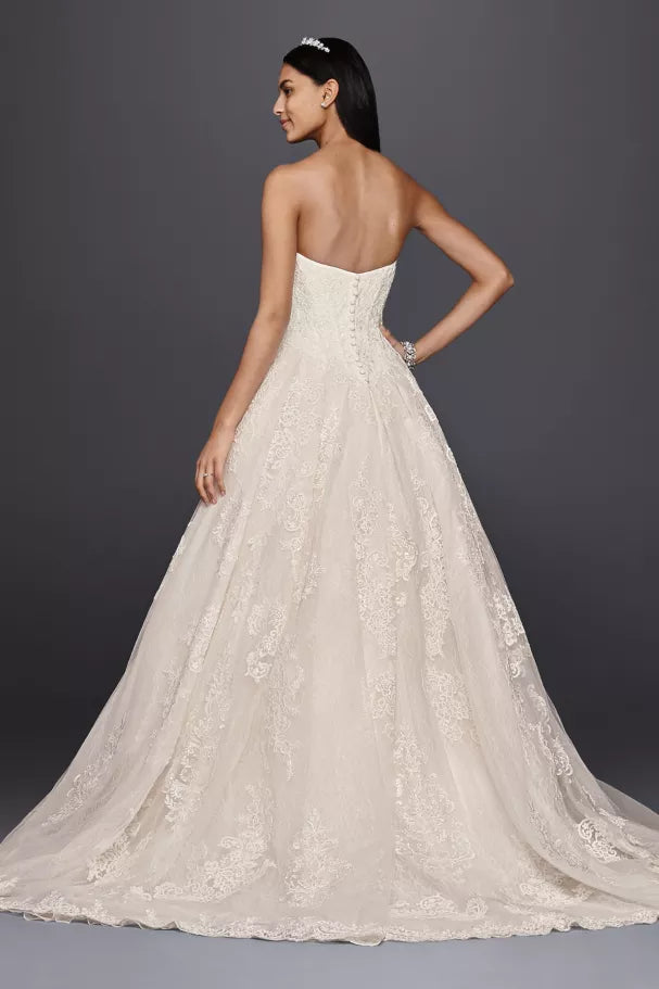 Oleg Cassini Wedding Ball Gown with Lace Appliques 12