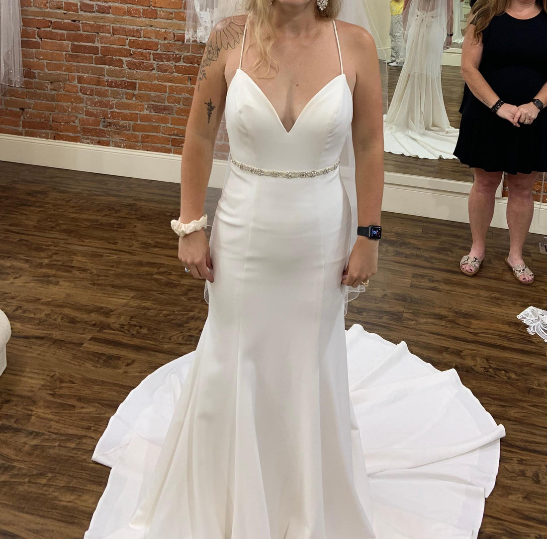 Allure Bridal Wedding Gown #9603 - 8 - Studio Mariée