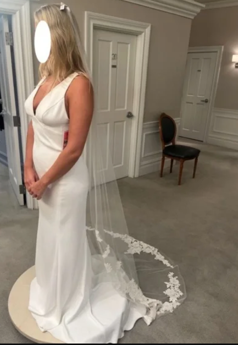 Amsale Donna Wedding Gown - Studio Mariée
